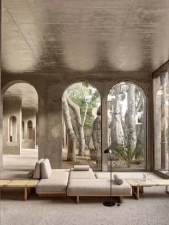 BM0488S Table Bench af Børge Mogensen