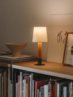 Básica M2 Bordlampe fra Santa and Cole