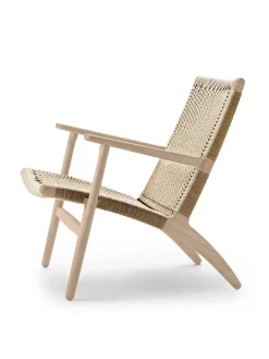 CH25 Loungestol, eg sortmalet med naturflet af Hans J. Wegner