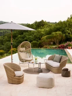 Coast Loungestol med. Swivel, sand fra Cane-line