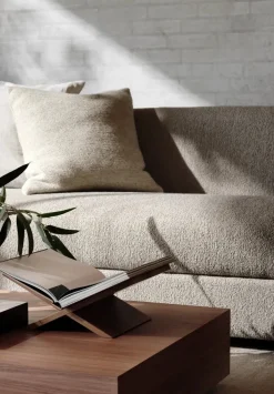 Covent Sofa Deep 2 Seater, lana fra New Works