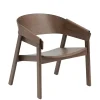Cover Lounge Chair, dark stained brown fra Muuto