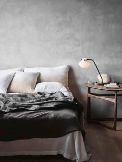 Drop Leaf HM5 Bord af Hvidt & Mølgaard