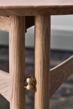 Drop Leaf HM5 Bord af Hvidt & Mølgaard