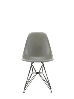 Eames Fiberglass Chair DSR, sortlakeret fra Vitra
