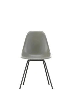 Eames Fiberglass Chair DSX, sortlakeret fra Vitra