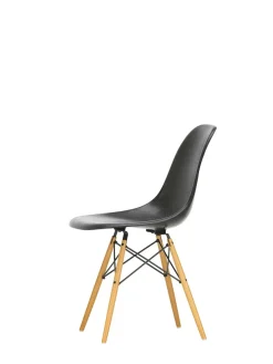 Eames Fiberglass Chair DSW, lys ahorn fra Vitra