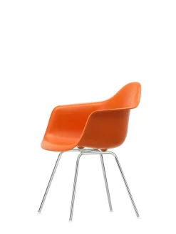 Eames Plastic Armchair DAX, forkromet fra Vitra