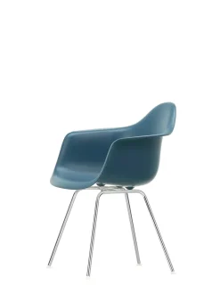Eames Plastic Armchair DAX, forkromet fra Vitra
