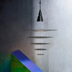 Enigma 545 pendel fra Louis Poulsen