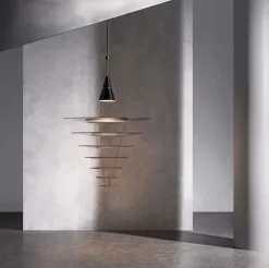 Enigma 825 pendel sort fra Louis Poulsen