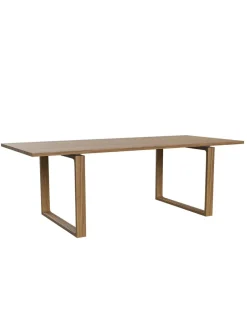 Essay Spisebord af Cecilie Manz