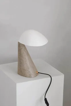 Fellow Bordlampe fra Fredericia Furniture