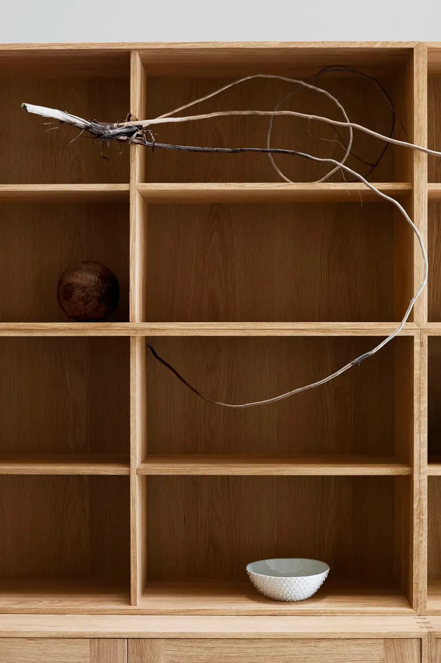 FK63 Reol med bakker, oprejst fra Carl Hansen & Søn