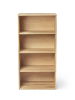 FK63 Reol med ben og bakker fra Carl Hansen & Søn