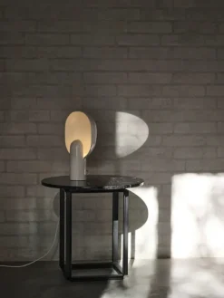 Florence sidebord Ø50, black marquina fra New Works