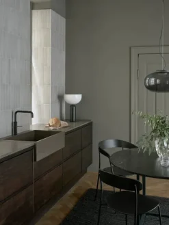 Florence spisebord Ø120, white viola fra New Works