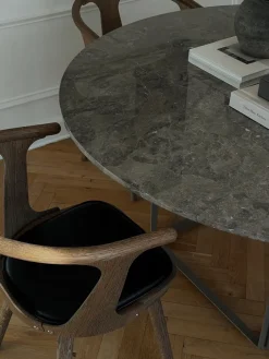 Florence spisebord Ø145, white viola fra New Works