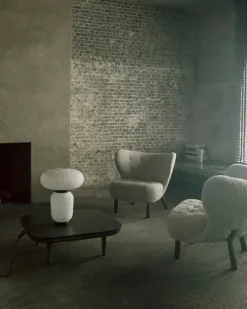 Formakami bordlampe fra &Tradition