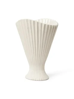 Fountain Vase fra Ferm Living