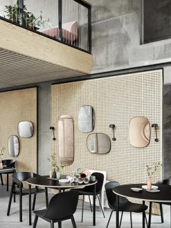 Framed spejl fra Muuto