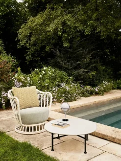 Grace Outdoor Lounge Chair fra GUBI