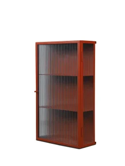 Haze Wall Cabinet, oxide red fra Ferm Living