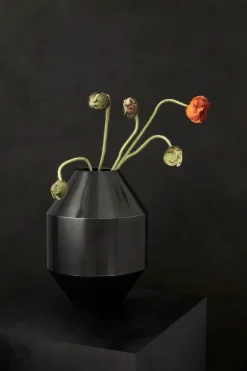 Hydro Glass Vase, H 30 cm fra Fredericia Furniture