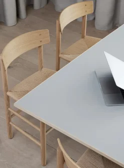 JG Table 140x140 cm fra Fredericia Furniture