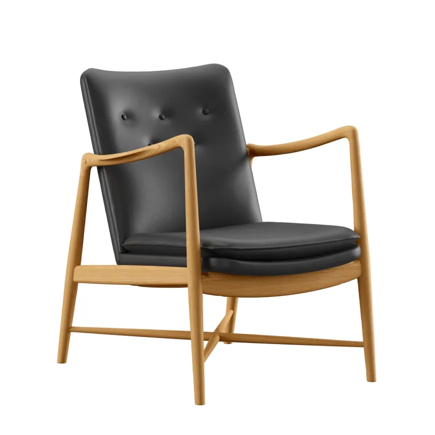 Kaminstolen, valnød af Finn Juhl