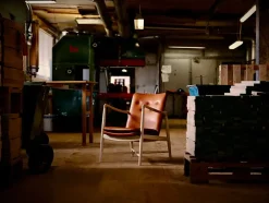 Kaminstolen, valnød af Finn Juhl