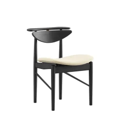 Karmstolen, eg olie af Finn Juhl