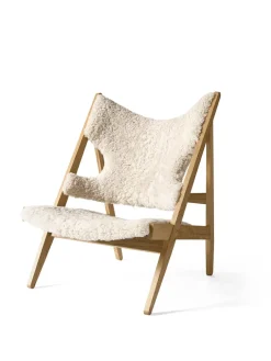 Knitting Lounge Chair, Sheepskin fra Audo Copenhagen