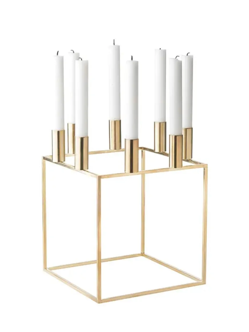 Kubus 8 Lysestage, guldbelagt fra Audo Copenhagen