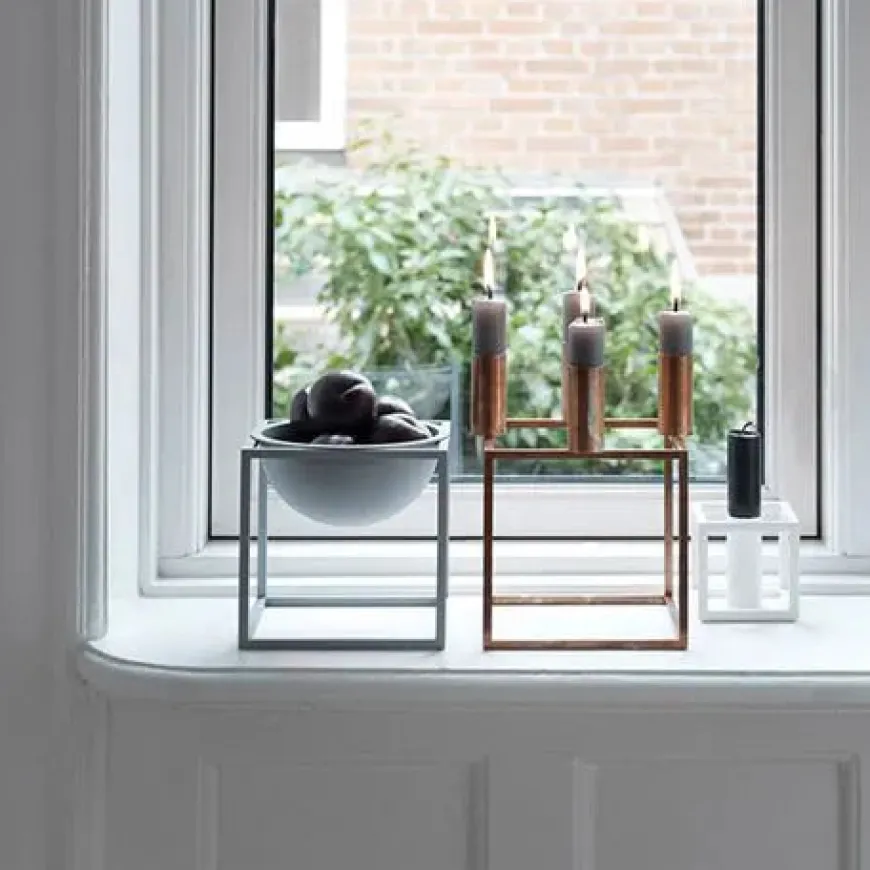 Kubus 1 Lysestage, hvid fra Audo Copenhagen