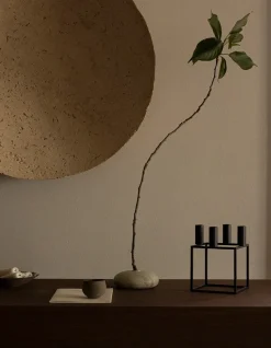 Kubus 4 Lysestage, hvid fra Audo Copenhagen