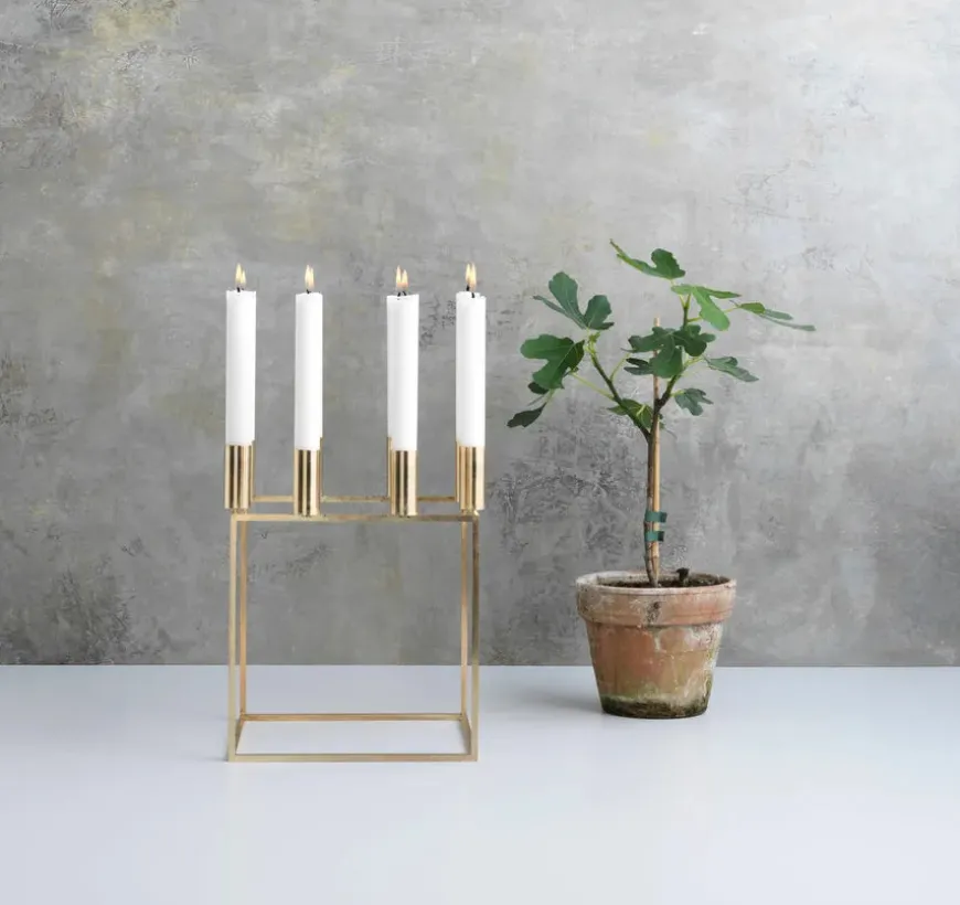 Kubus 8 Lysestage, hvid fra Audo Copenhagen