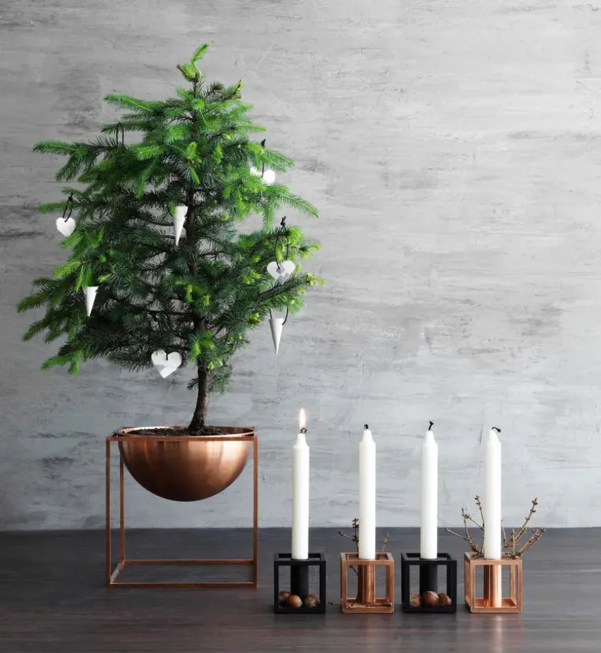 Kubus 1 Lysestage, sort fra Audo Copenhagen