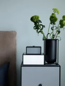 Kubus Vase Lolo, hvid fra Audo Copenhagen