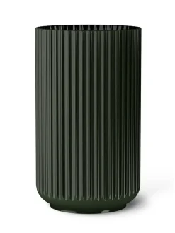 Lyngbyvasen i lilla, H20,5 cm fra Lyngby Porcelæn