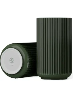 Lyngbyvasen i rød, H15,5 cm fra Lyngby Porcelæn