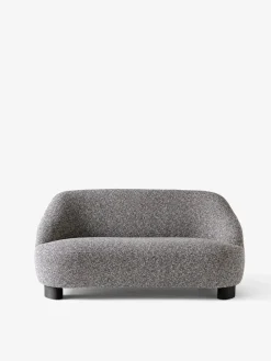 Margas LC3 sofa fra &Tradition