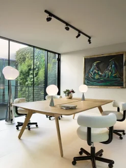 Melt Cone Fat Table Lamp fra Tom Dixon