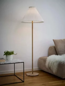 Model 328 Gulvlampe, eg fra Le Klint