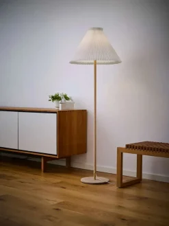 Model 328 Gulvlampe, eg fra Le Klint