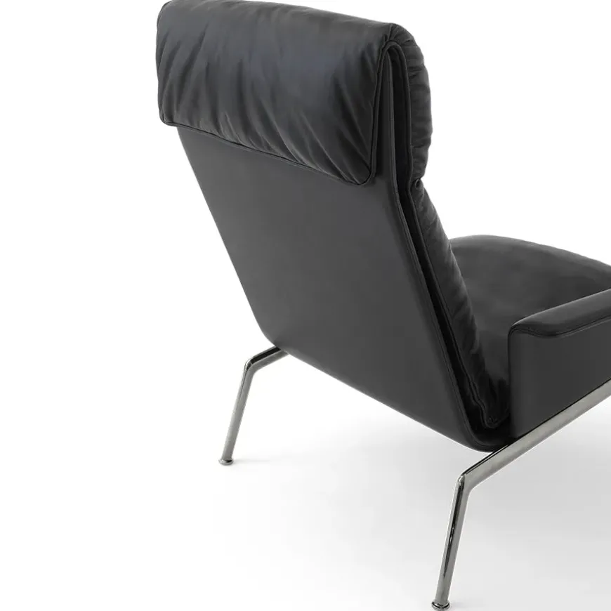Muno LN17 Lounge Chair fra &Tradition
