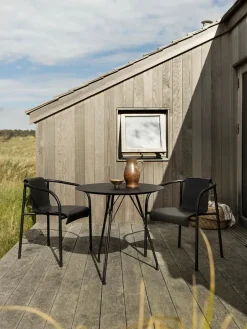 Nami Spisestol m/armlæn fra Houe