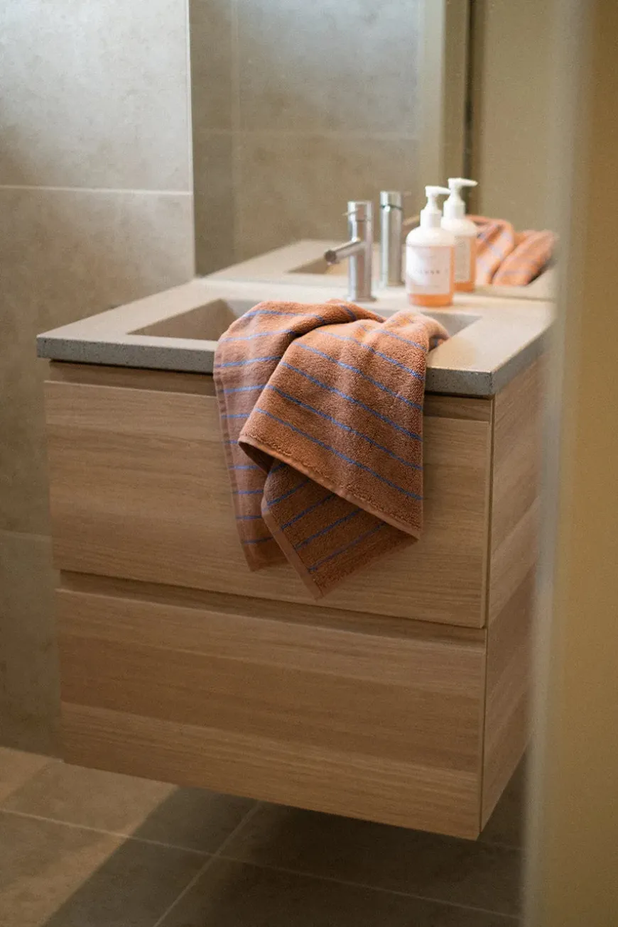 Naram towel - Silver Sage fra Bongusta