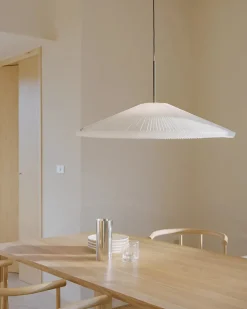 Nebra Pendant Lamp Large fra New Works