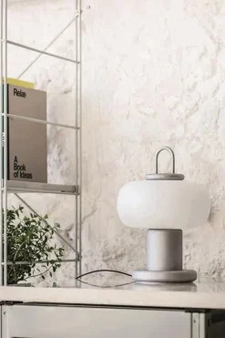 Nox bordlampe fra Astep